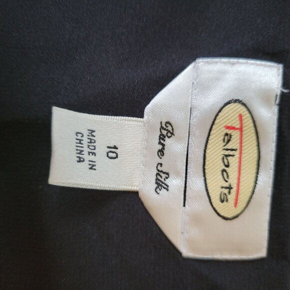 Talbots Black Sleeveless Pure Silk Womens Wrap Style Top Size 10 - Picture 3 of 3